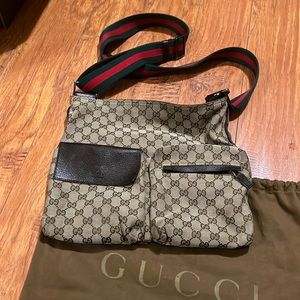 Gucci crossbody